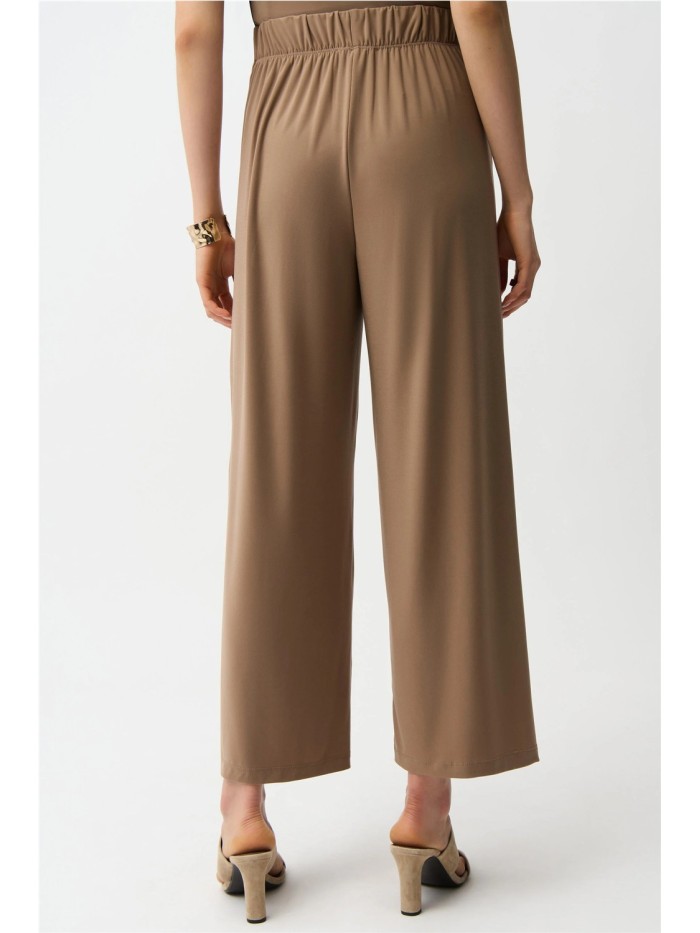 Pantalón JOSEPH RIBKOFF de mujer de color camel cintura de goma 261165
