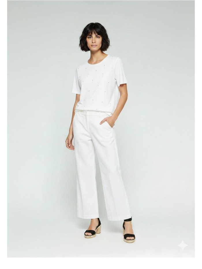 Camiseta VILAGALLO  de mujer blanca con perlas colgadas 33257.