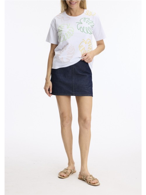 Camiseta LEO Y UGO de mujer de color blanca bordada de hojas TEJ 963.
