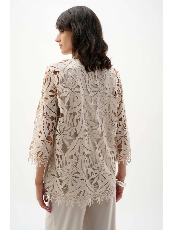 Chaqueta JOSEPH RIBKOFF de mujer color arena de guipur 262096