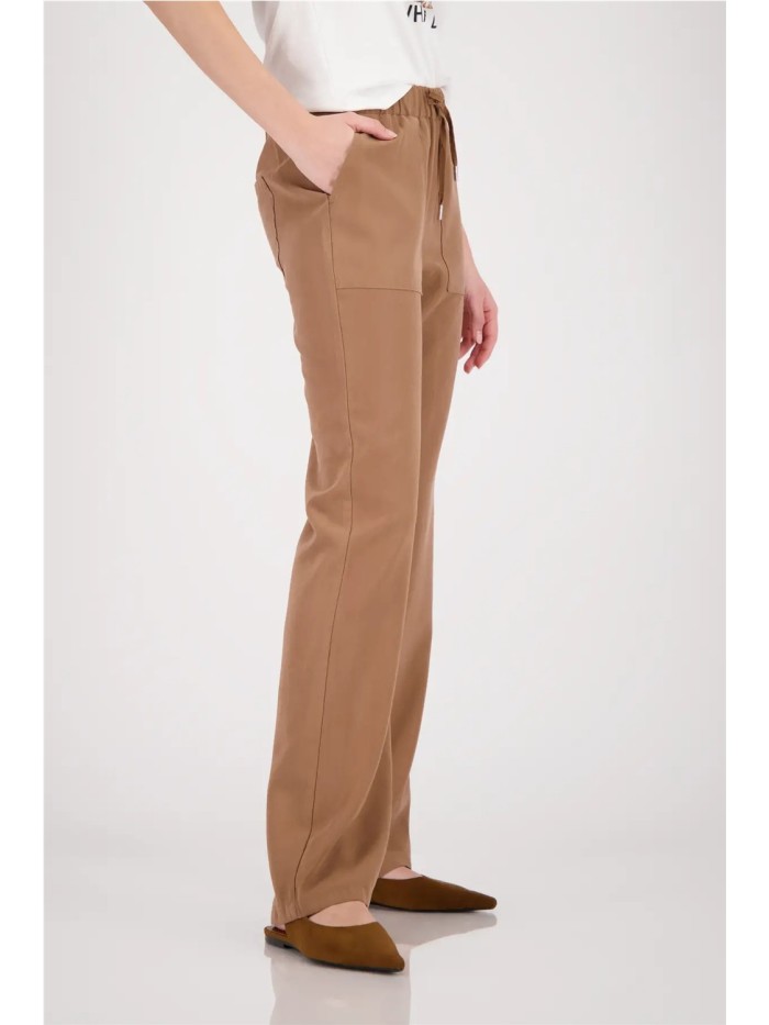 Pantalón MOANARI de mujer de color moca 410681